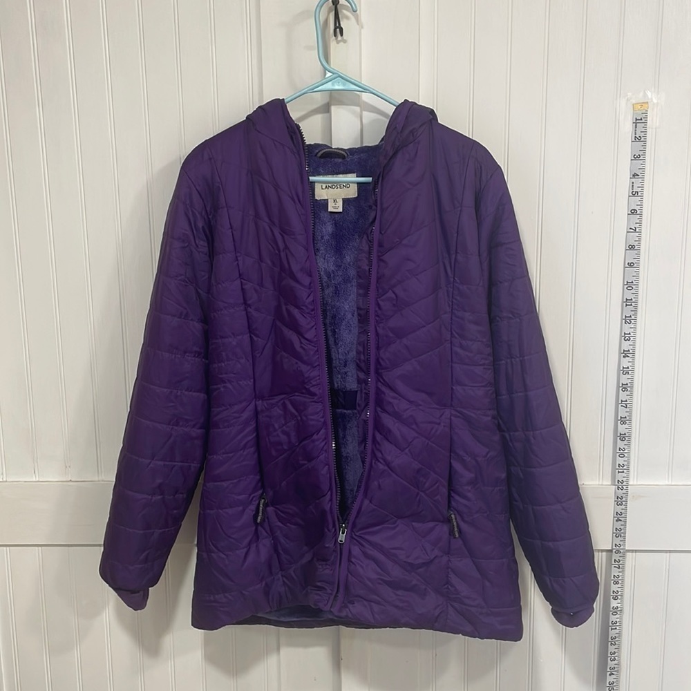 Lands’End purple hooded coat/ jacket w/ faux fur lining size girls XL